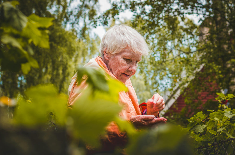 5 Common Myths About Aging and Pain